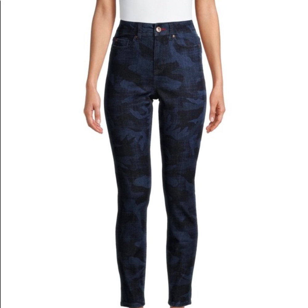 EV1 Preston Skinny Fit Jean